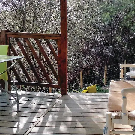 Two-bedroom Holiday In Sagone *